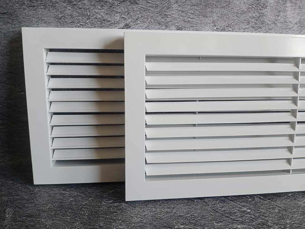 Линейная накладная решетка ОГРН-ГН